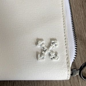 Off-White Zip Around Organizer Wallet